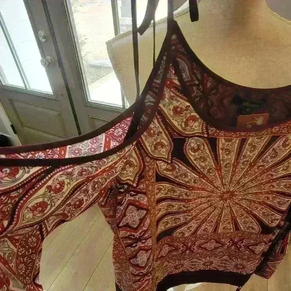 Ella Moss Top - Picture 6 of 7